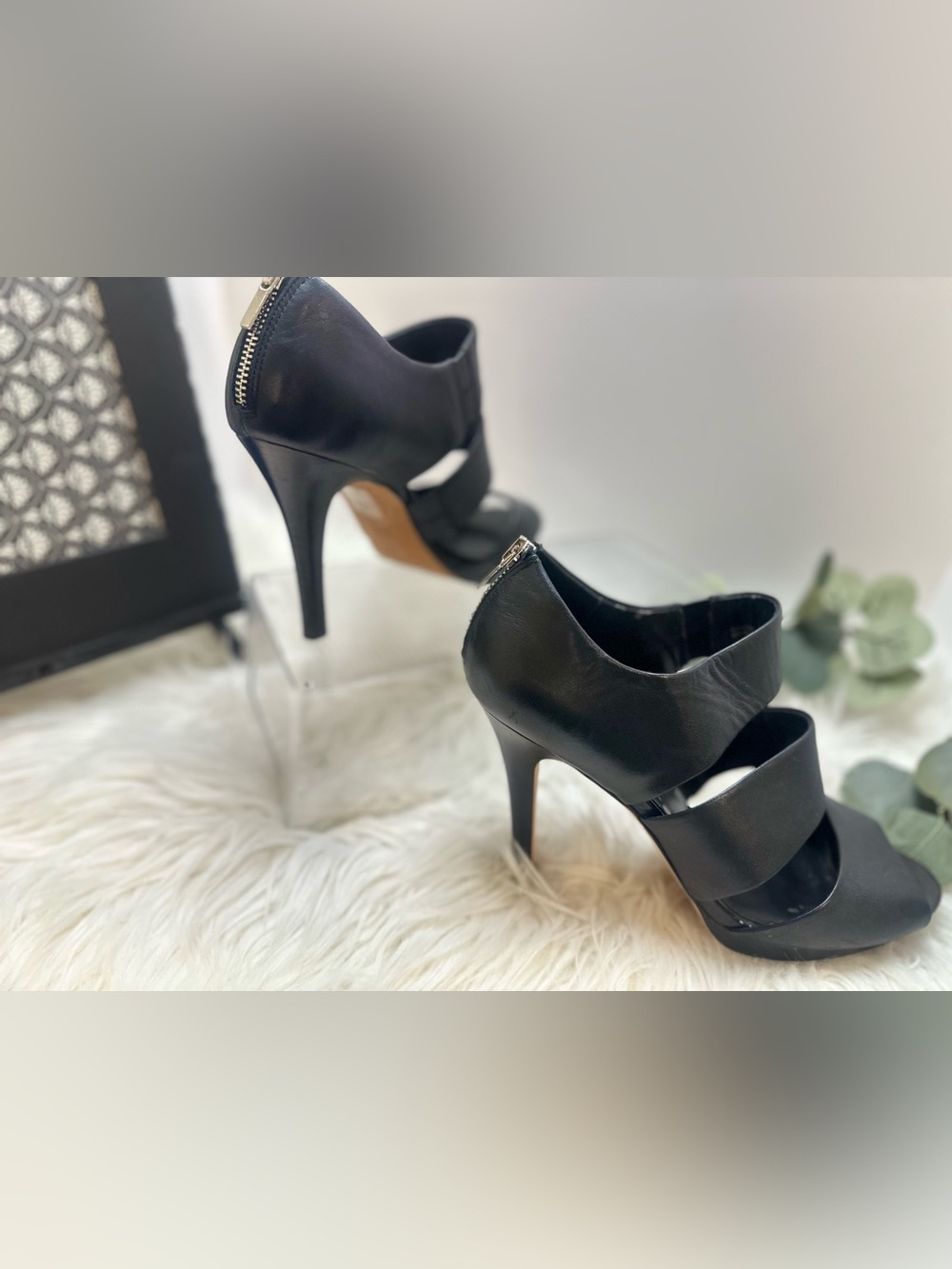 White House Black Market- Black Supple  Leather -Strappy Peep-Toe Stiletto -10M - Picture 4 of 7